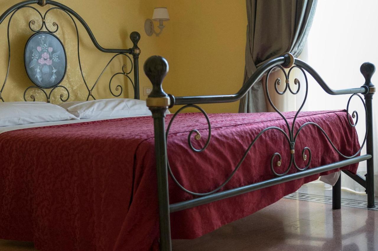 La Breccia A Porta Pia Bed & Breakfast Roma Dış mekan fotoğraf