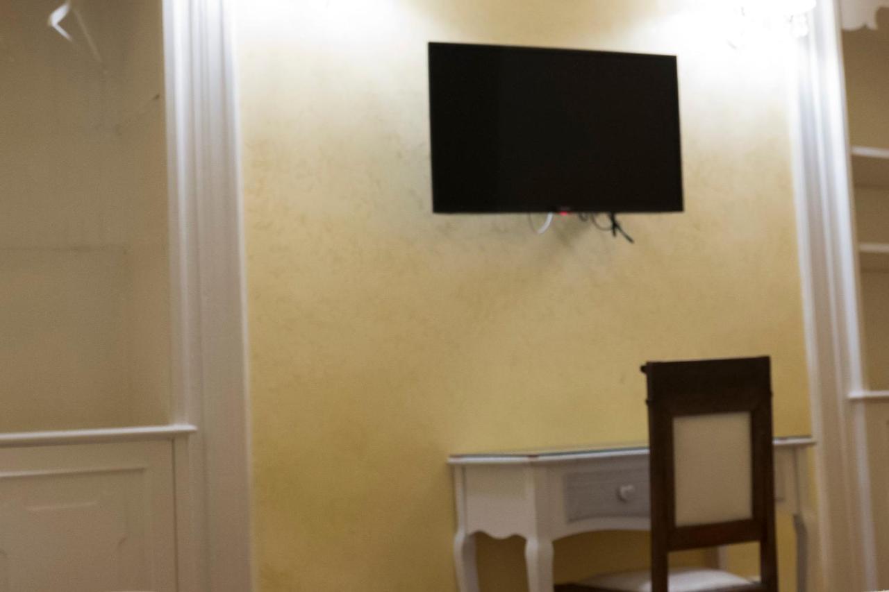 La Breccia A Porta Pia Bed & Breakfast Roma Dış mekan fotoğraf